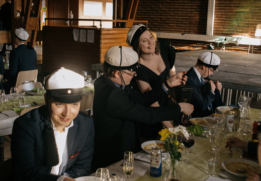 KIK X AS X SIK Lakkisitsit